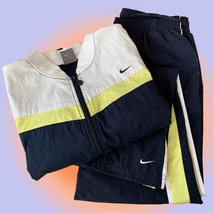 vintage nike tracksuit 💙